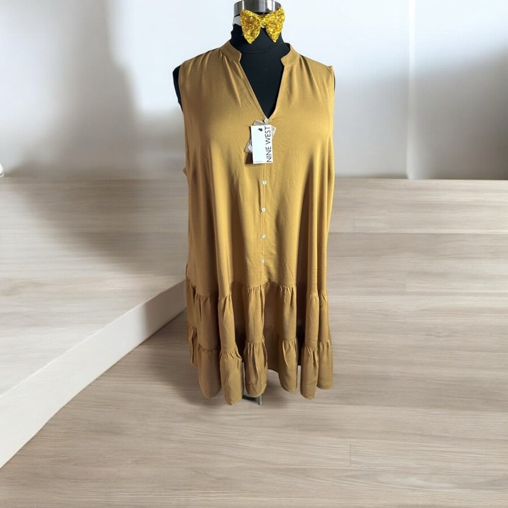 Nine West plus size Button front tiered Women's Sleeveless Gold Top trendy Plus